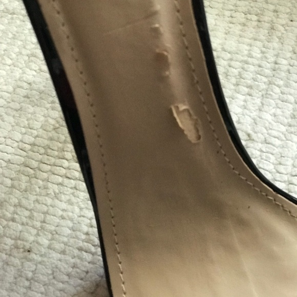 Black Patent Heels. Worn only once! - Picture 4 of 5